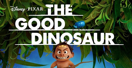 Antigua imagen promocional de The Good Dinosaur de Disney y Pixar. Pese a todos los problemas con la producción de The Good Dinosaur, Disney y Pixar nos presentan el primer trailer oficial para la película. The Good Dinosaur es dirigida por Peter Sohn, y estelarizada por Lucas Neff, Neil Patrick Harris, Frances McDormand, John Lithgow, Judy Greer y Bill Hader. Sin cambios en el reparto pese a los problemas de la cinta.