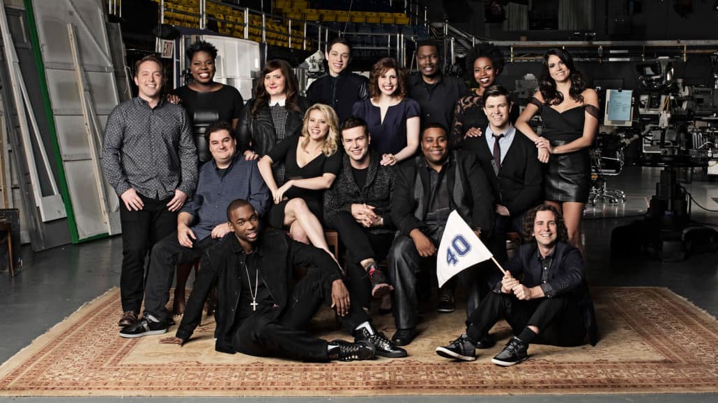 Imagen promocional de SNL 40, especial que celebra los 40 años de Saturday Night Live. NBC y SNL han revelado los próximos 2 hosts para el show en Abril, estos Michael Keaton (acompañado por Carly Rae Japsen) y Taraji P. Henson (acompañada por Mumford & Sons). Saturday Night Live es creado por Lorne Michaels y actualmente en su 40ma temporada cuenta con un elenco estelarizado por: Vanessa Bayer, Aidy Bryant, Taran Killam, Kate McKinnon, Bobby Moynihan, Jay Pharoah, Cecily Strong, Kenan Thompson, Beck Bennett, Michael Che, Pete Davidson, Leslie Jones, Colin Jost, Kyle Mooney, Sasheer Zamata.