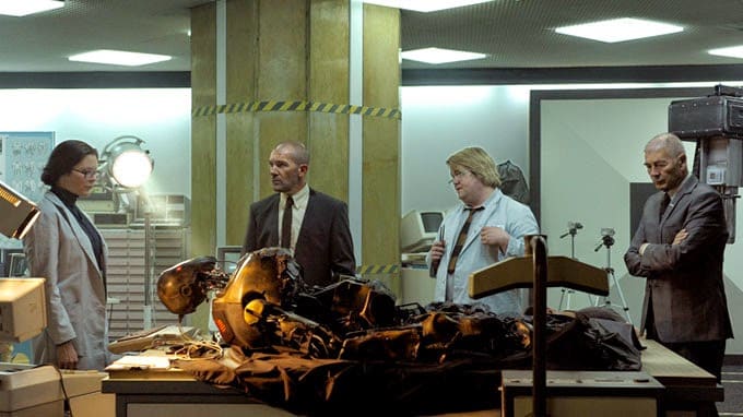 Antonio Banderas y Robert Forster son parte del elenco del thriller de ciencia ficción 'Autómata'.