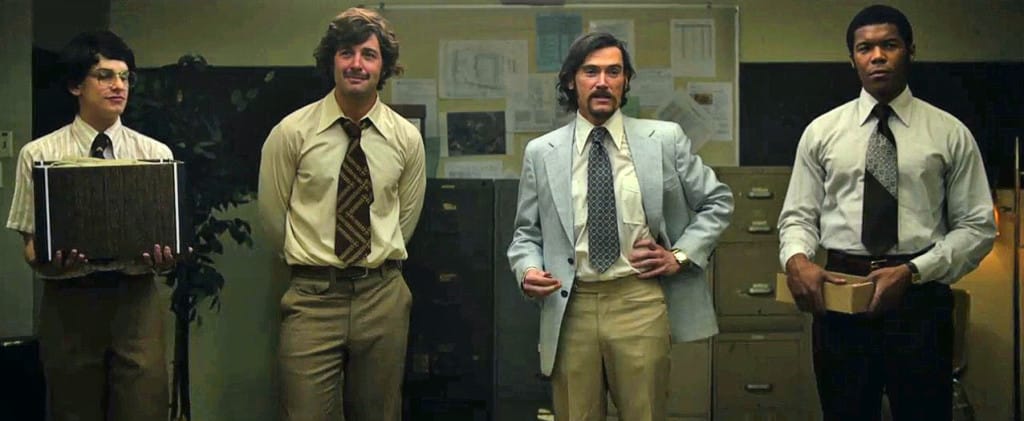 El Dr. Philip Zimbardo (Billy Crudup) y el staff que llevaría a cabo el Experimento de la cárcel de Stanford. © Courtesy of Sundance Institute