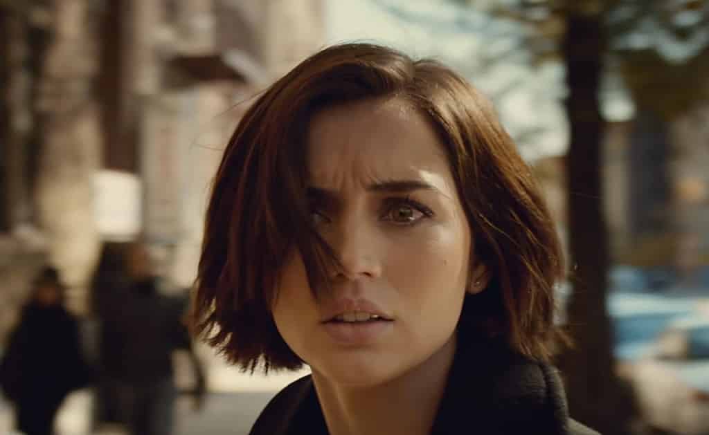 Ana de Armas protagoniza junto a Keanu Reeves la cinta de crimen y misterio 'La Hija de Dios' (Exposed). Disponible en descarga digital. © 2015 - Fortitude International
