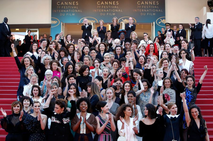 82 mujeres lideran protesta histórica en alfombra roja de Cannes 2018