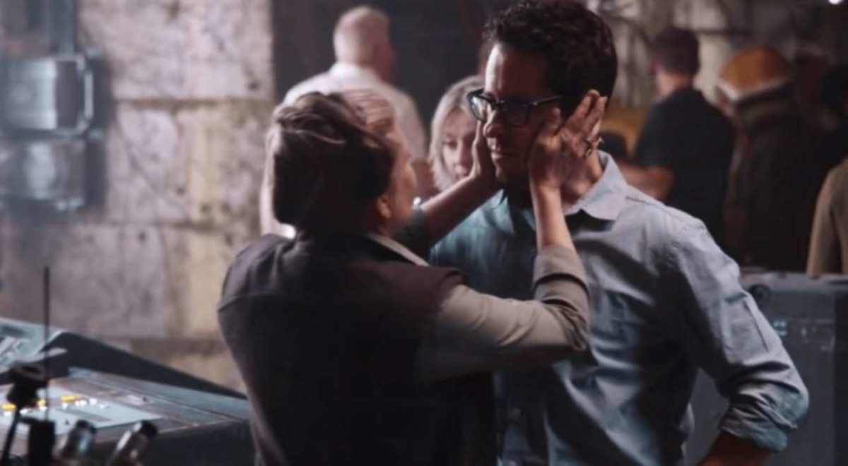 JJ Abrams inicia rodaje de Star Wars: Episode IX con mensaje y primera imagen desde el set