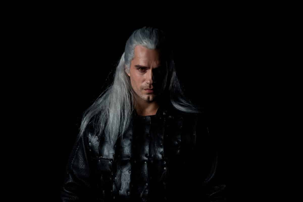 Primer vistazo a Henry Cavill como Geralt of Rivia en The Witcher de Netflix el gigante del streaming