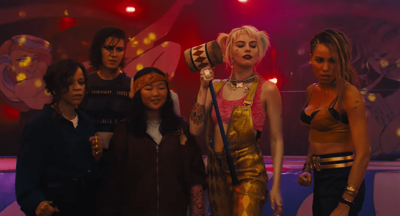 Birds of Prey presenta coloridos character posters en la CCXP de Brasil