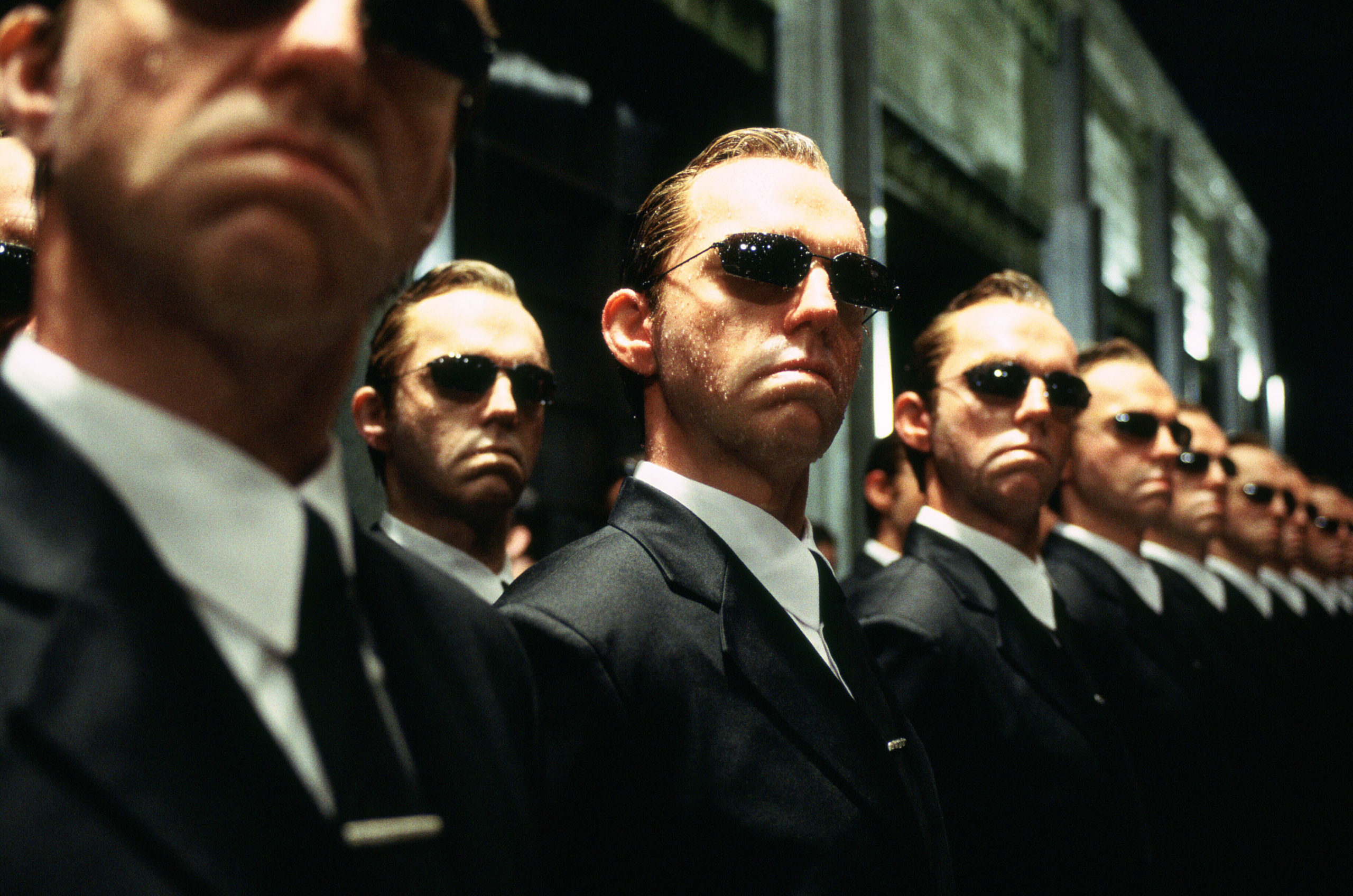 Hugo Weaving confirma que no estará en The Matrix 4