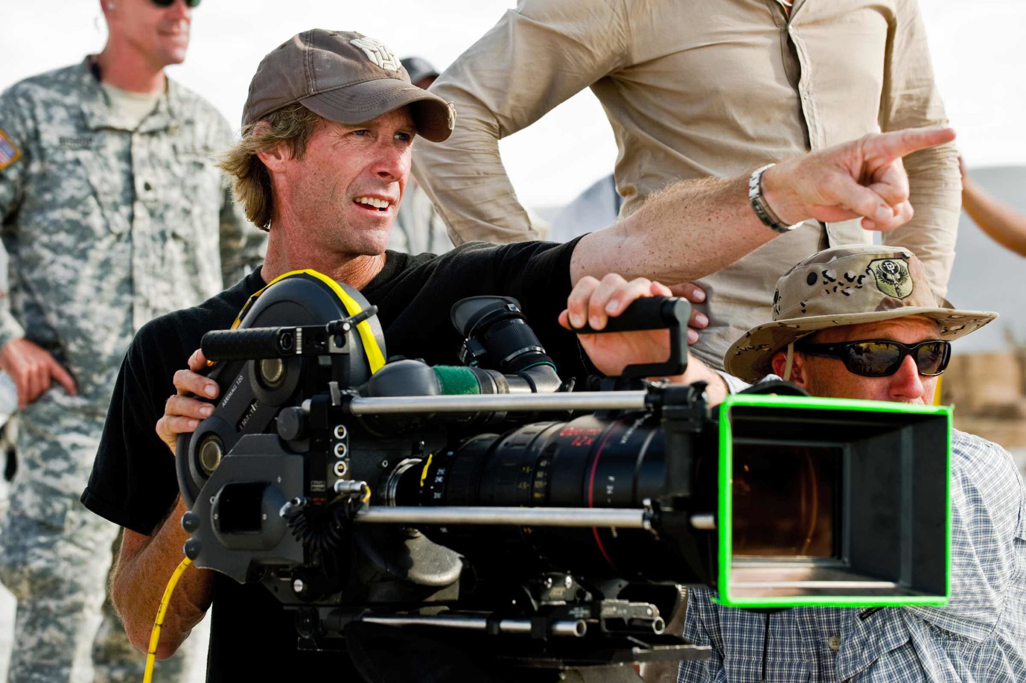 Imagen de Michael Bay, director nominado en reiteradas ocasiones a los Premios Razzie. Los Premios Razzie ha anunciado los nominados a los premios Razzie de 2014, entre los principales nominados están 'Transformers: Age of Extinction’, ‘A Million Ways to Die’ y ‘Teenage Mutant Ninja Turtles’. Los nominados a peor Director son: Seth McFarlane / A Million Ways to Die in the West Jonathan Liebesman / Teenage Mutant Ninja Turtles Renny Harlin / Legend of Hercules Michael Bay / Transformers: Age of Extinction Darren Doane / Saving Christmas