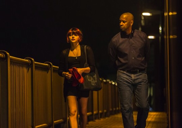 Denzel Washinton y Chloë Moretz en "The Equalizer"