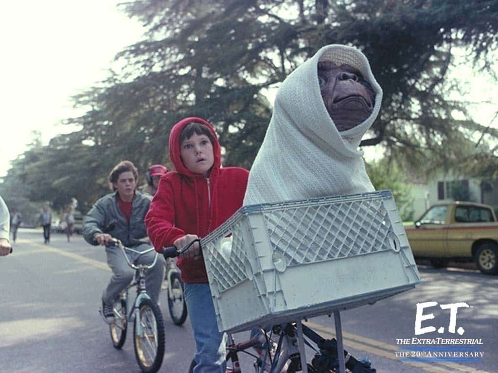 clasicos--70s-80s-stranger-things-E-T