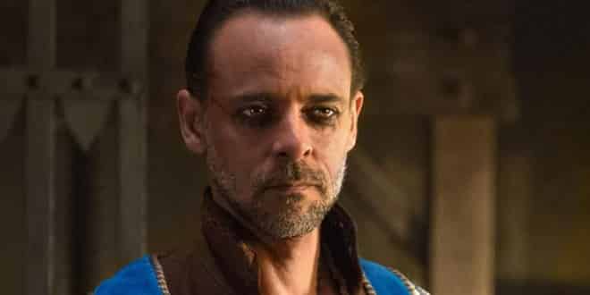 Imagen promocional de: Alexander Siddig, actor que se unirá a la 5ta temporada de Game of Thrones para HBO basado en la novela homónima de George R.R. Martin. HBO y Game of Thrones nos muestran parte de los actores que llegarán a la 5ta temporada del Show. Game of Thrones es una serie orignal de HBO basada en las novelas homónimas de George R.R. Martin, estelarizada por Peter Dinklage, Lena Headey, Emilia Clarke, Maisie Williams y Kit Harington.