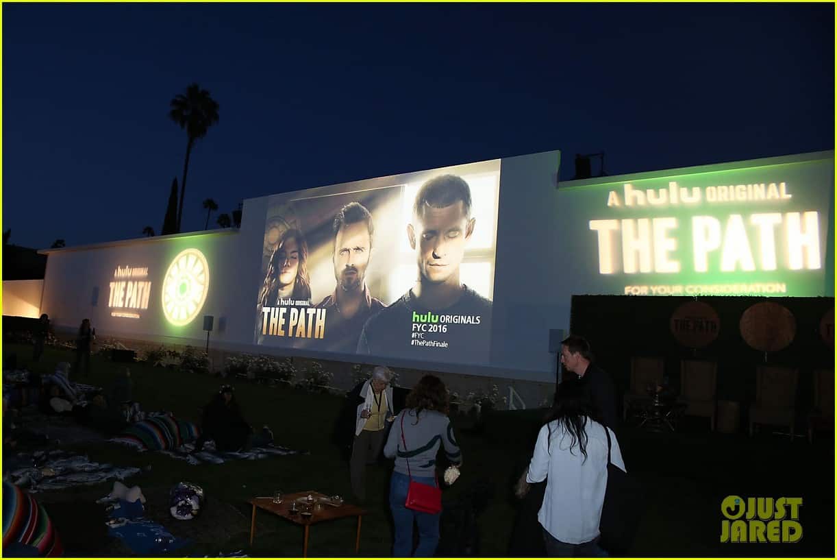 ( Joe Scarnici/Getty Images for Hulu)