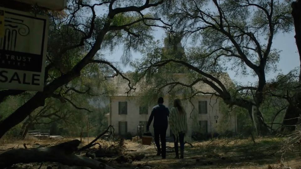 american-horror-story-my-roanoke-nightmare-sarah-paulson-cuba-gooding-jr-02