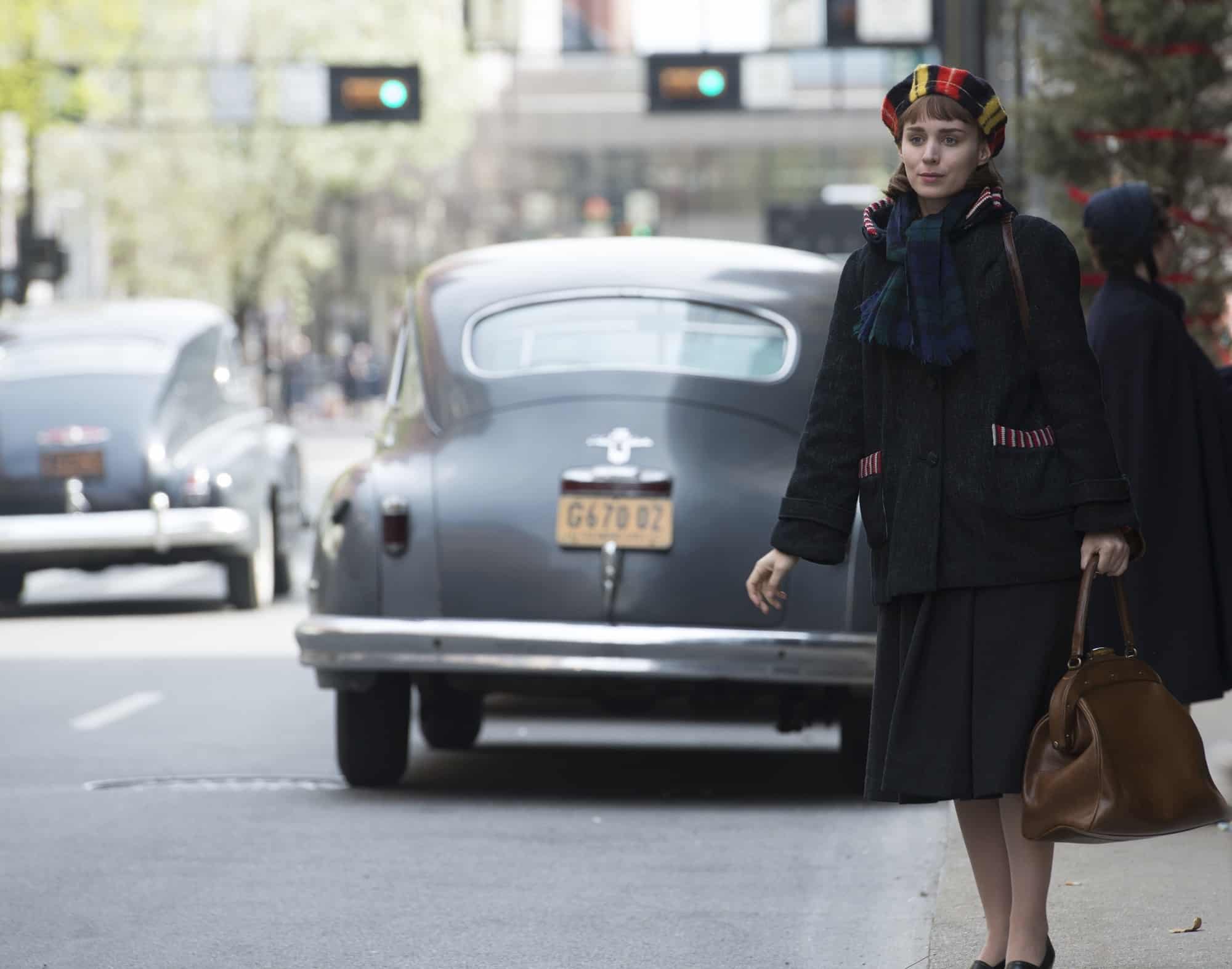 A Rooney Mara, su interpretación como Therese en 'Carol', le otorgó su segunda nominación al Óscar como Mejor Actriz de Reparto. © 2015 The Weinstein Company.