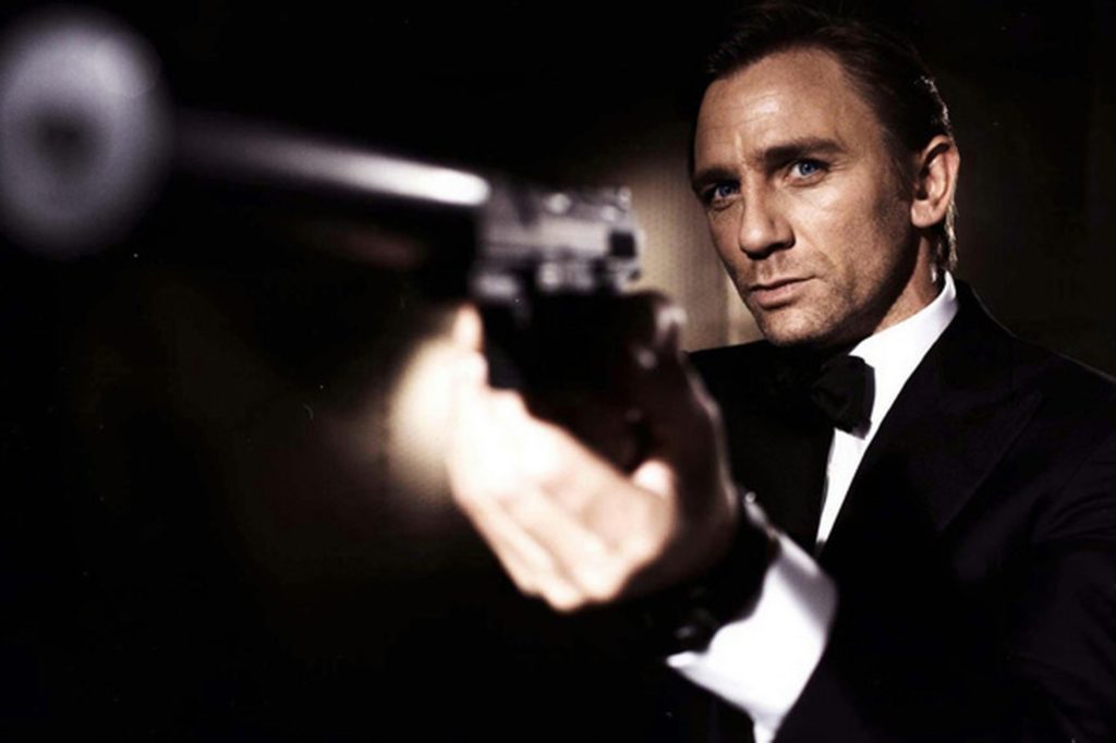 Daniel Craig como James Bond