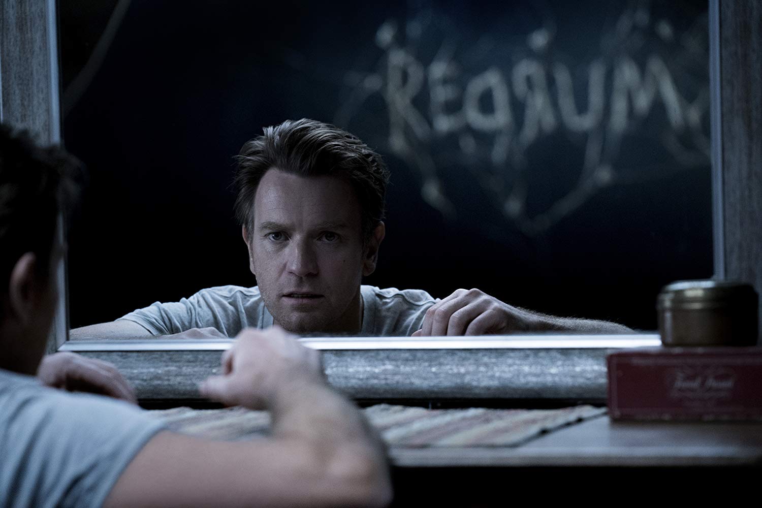 Doctor Sleep de Mike Flanagan revela intenso tráiler final oficial