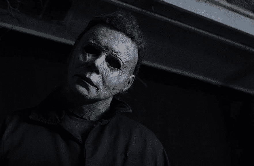 Halloween libera nueva imagen de Michael Myers en pose icónica de film original