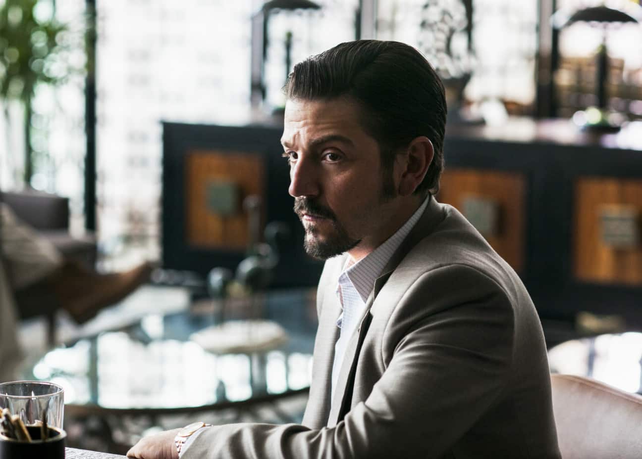 Narcos: México revela primeras imágenes de Diego Luna y Michael Peña en la nueva temporada