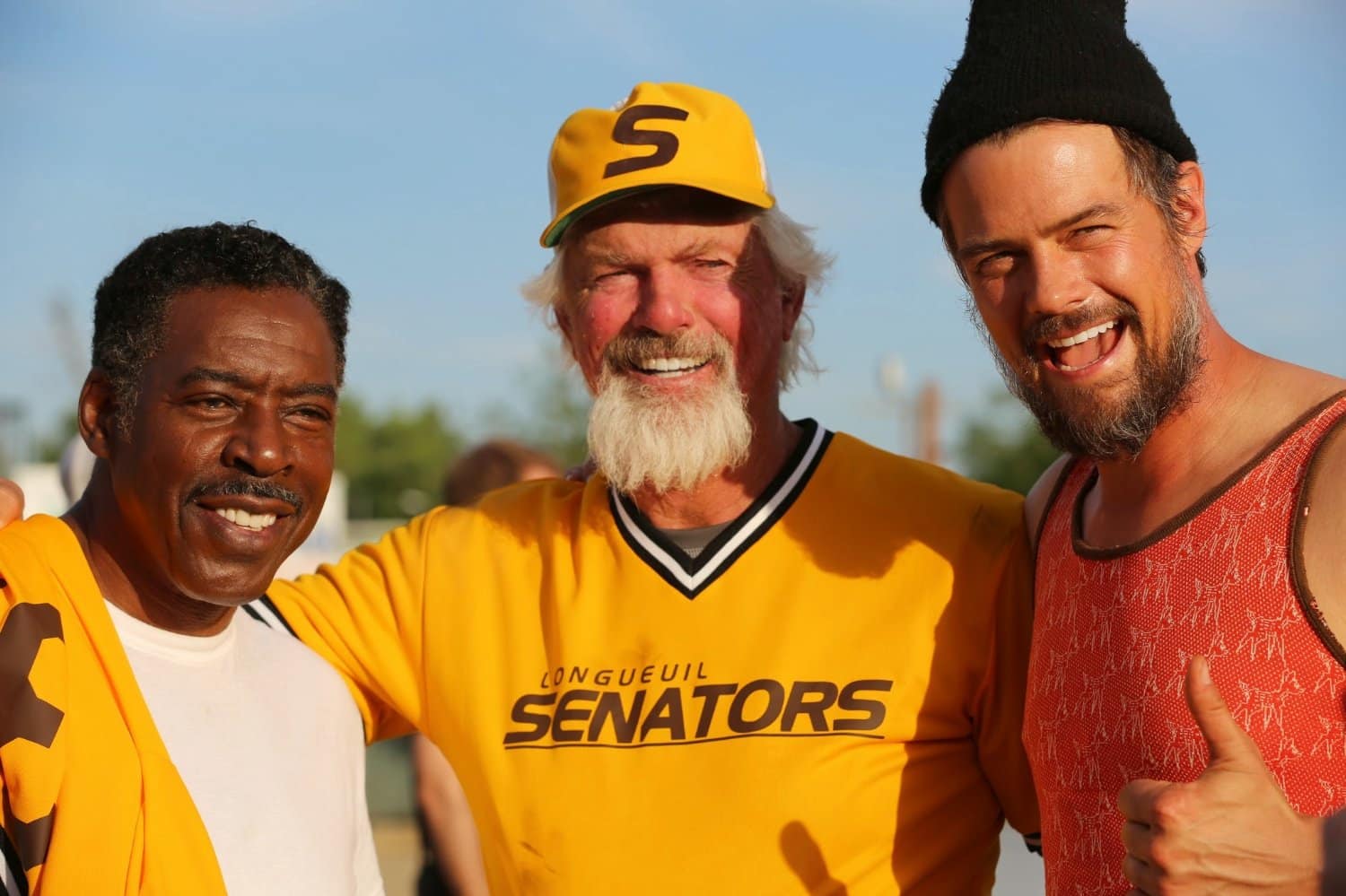 Ernie Hudson, Bill Lee y Josh Duhamel durante el rodaje de 'Spaceman'.